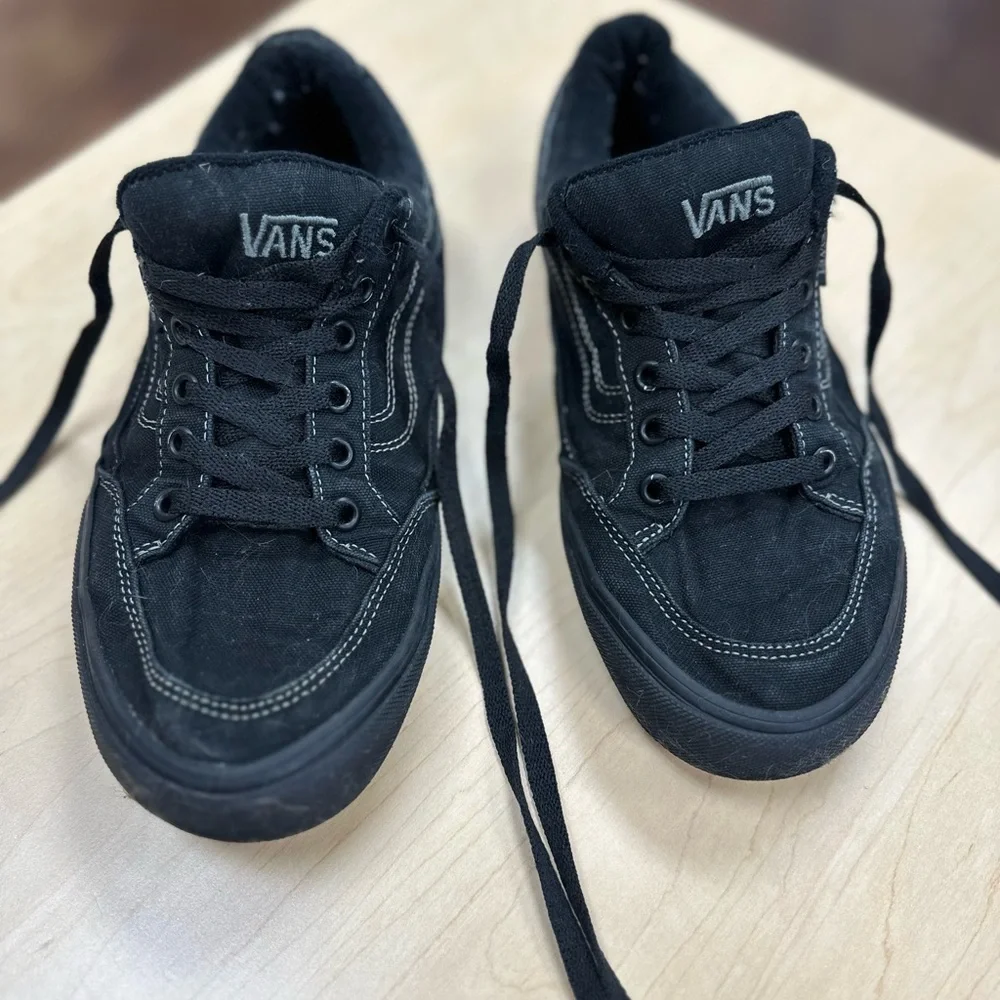 Vans Men's Black Low-Top Canvas Sneakers with White Stitching - Picture 1 of 5